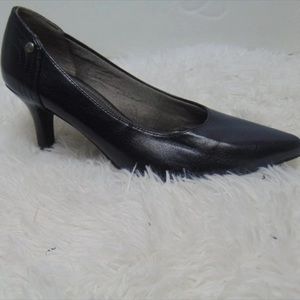 ♥️2/$10♥️ Navy Blue Heels